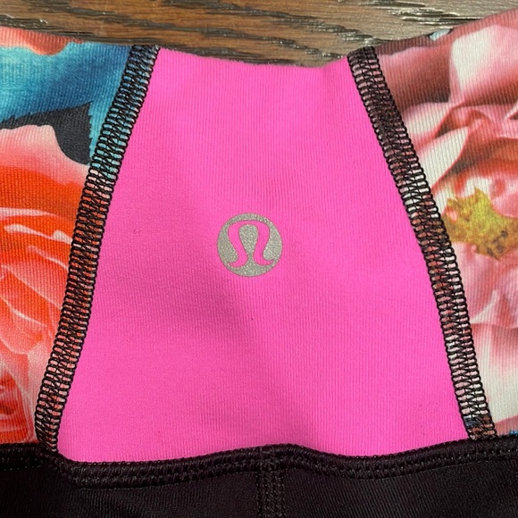 Lulu Lemons - Picture 2 of 7